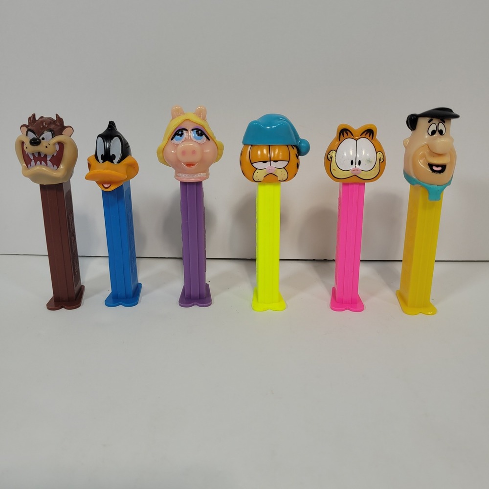 Vintage PEZ Dispenser 6 Cartoon Characters Taz Daffy Piggy Garfield Flintstones